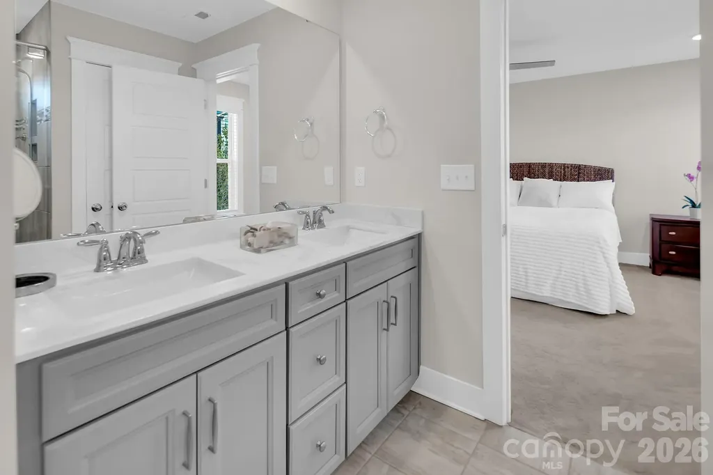 2206 Bexar Trail Matthews NC 28105