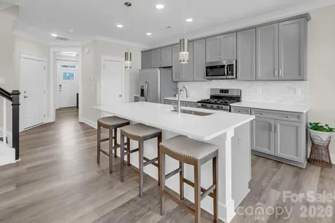 2206 Bexar Trail Matthews NC 28105