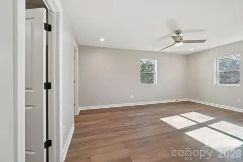 1216 Old Farm Road Charlotte NC 28226