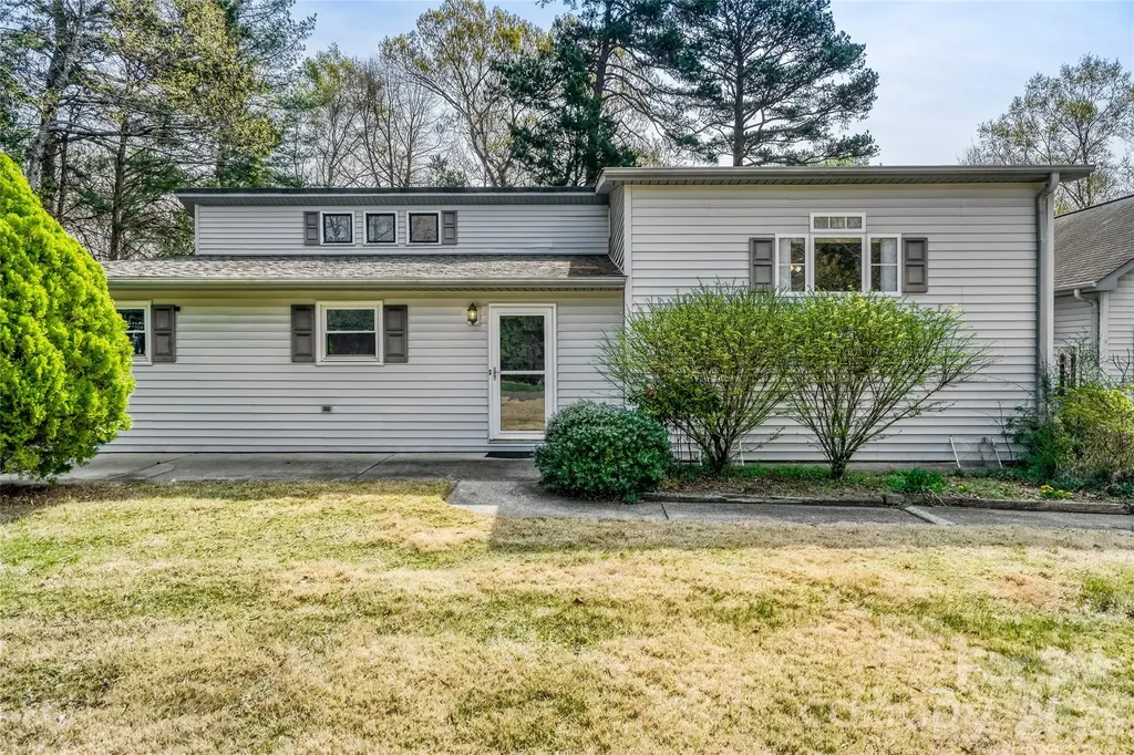 104 Mcarthur Avenue SE Concord NC 28025