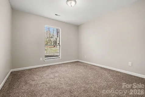 7341 Elwood Drive Charlotte NC 28227
