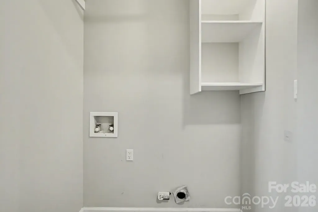 8221 Circle Tree Lane Charlotte NC 28277