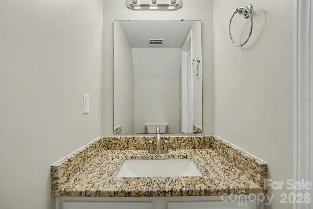 8221 Circle Tree Lane Charlotte NC 28277