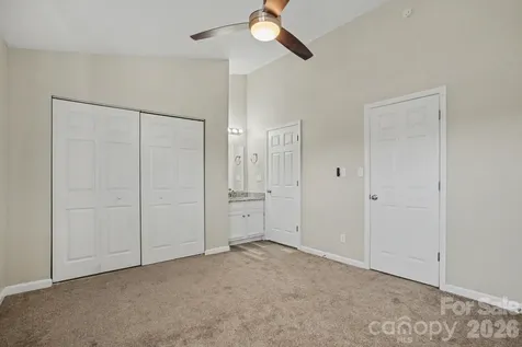 8221 Circle Tree Lane Charlotte NC 28277