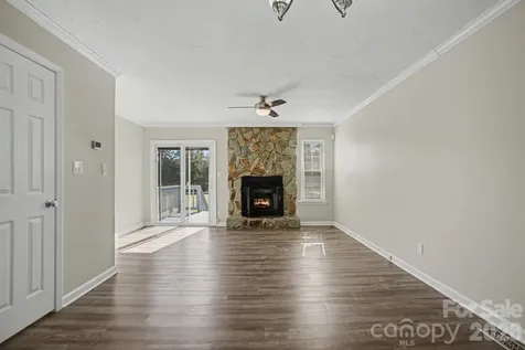 8221 Circle Tree Lane Charlotte NC 28277