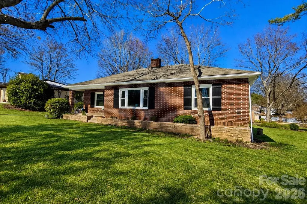 Hickory NC, 531 21ST Avenue NE