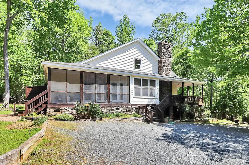 729 Lochaven Road Waxhaw NC 28173