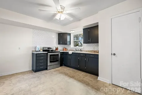 302 Ramsey Street Morganton NC 28655