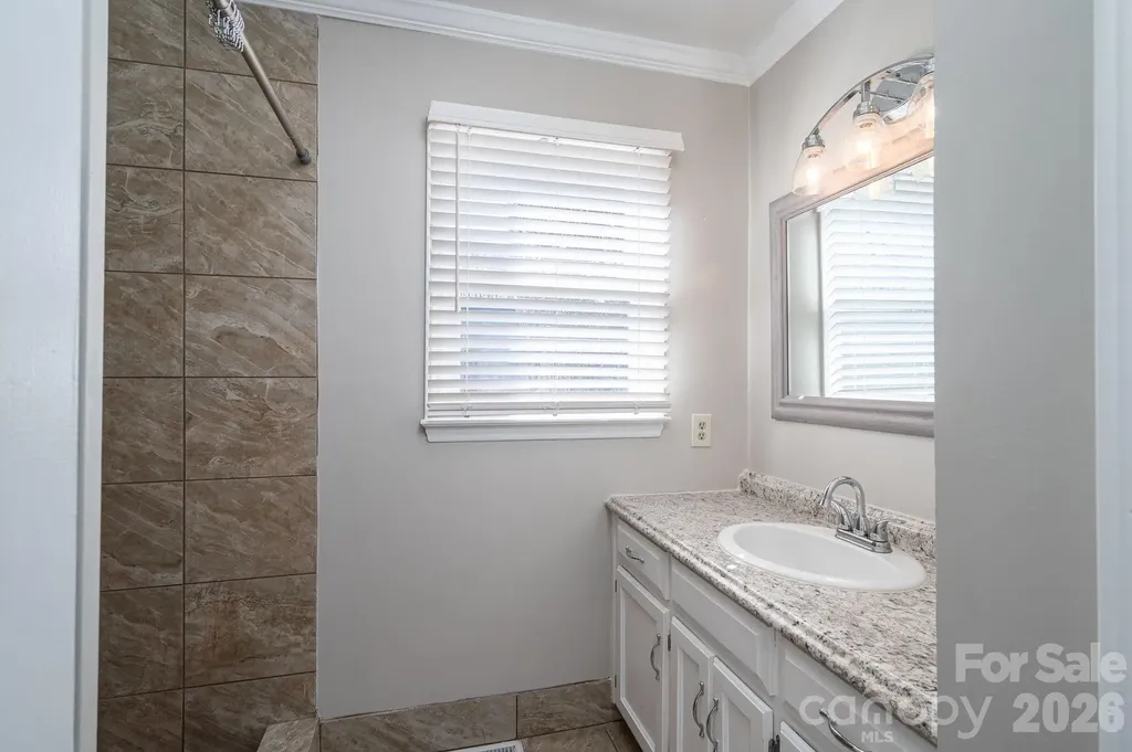 2596 Prince Drive Lincolnton NC 28092