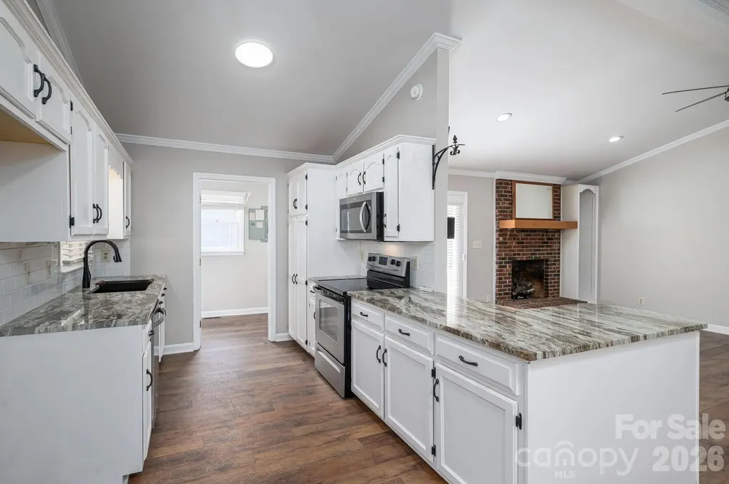 2596 Prince Drive Lincolnton NC 28092