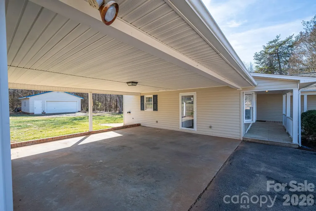 2596 Prince Drive Lincolnton NC 28092