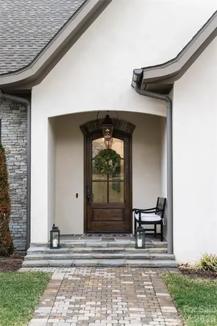 22 Snap Dragon Court Asheville NC 28804