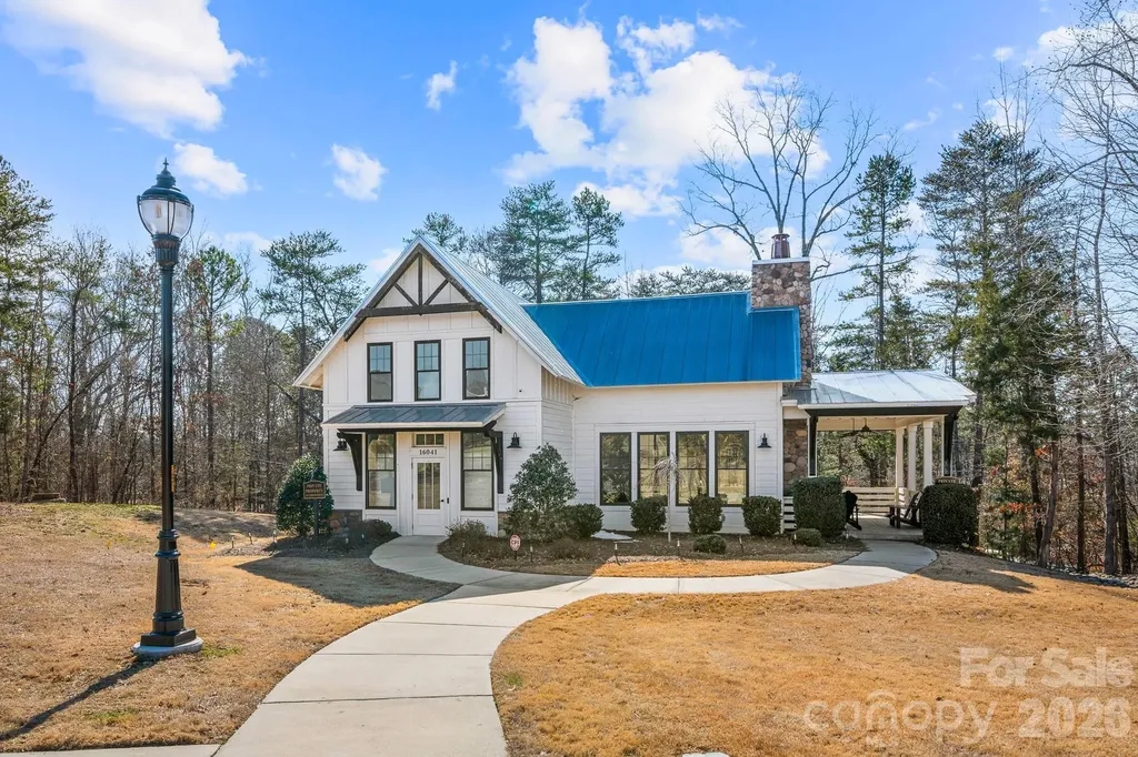 14028 Lake Home Lane Charlotte NC 28278
