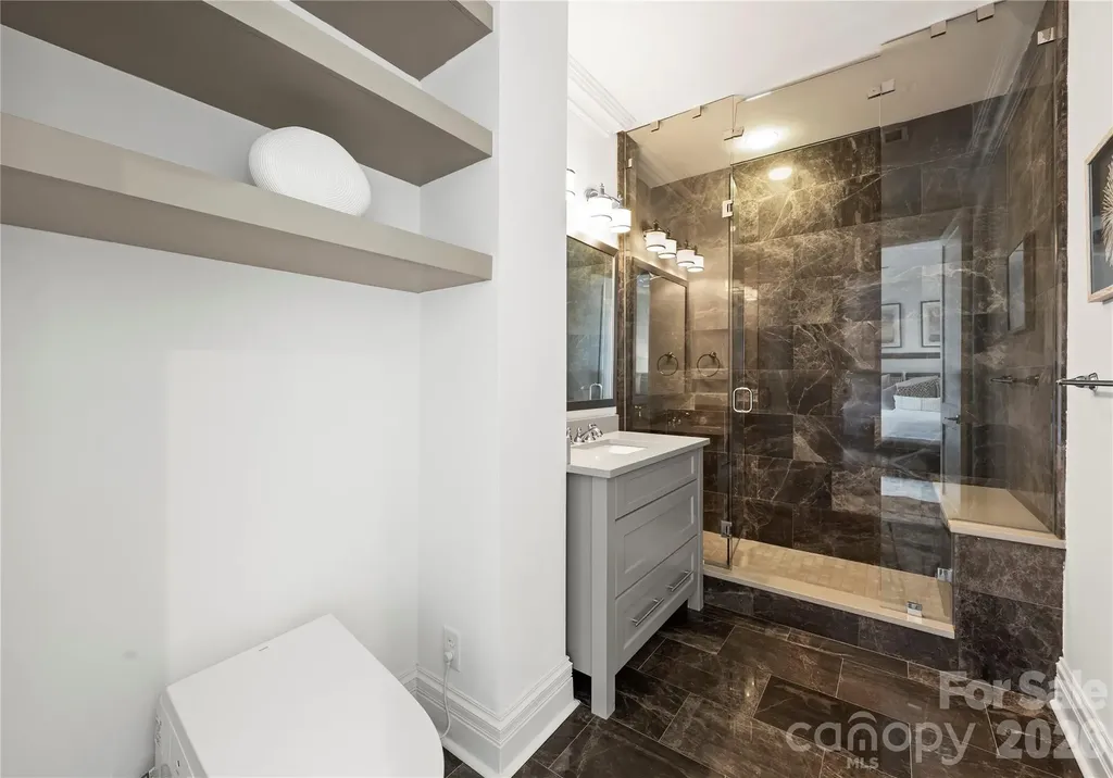 222 S Caldwell Street Charlotte NC 28202
