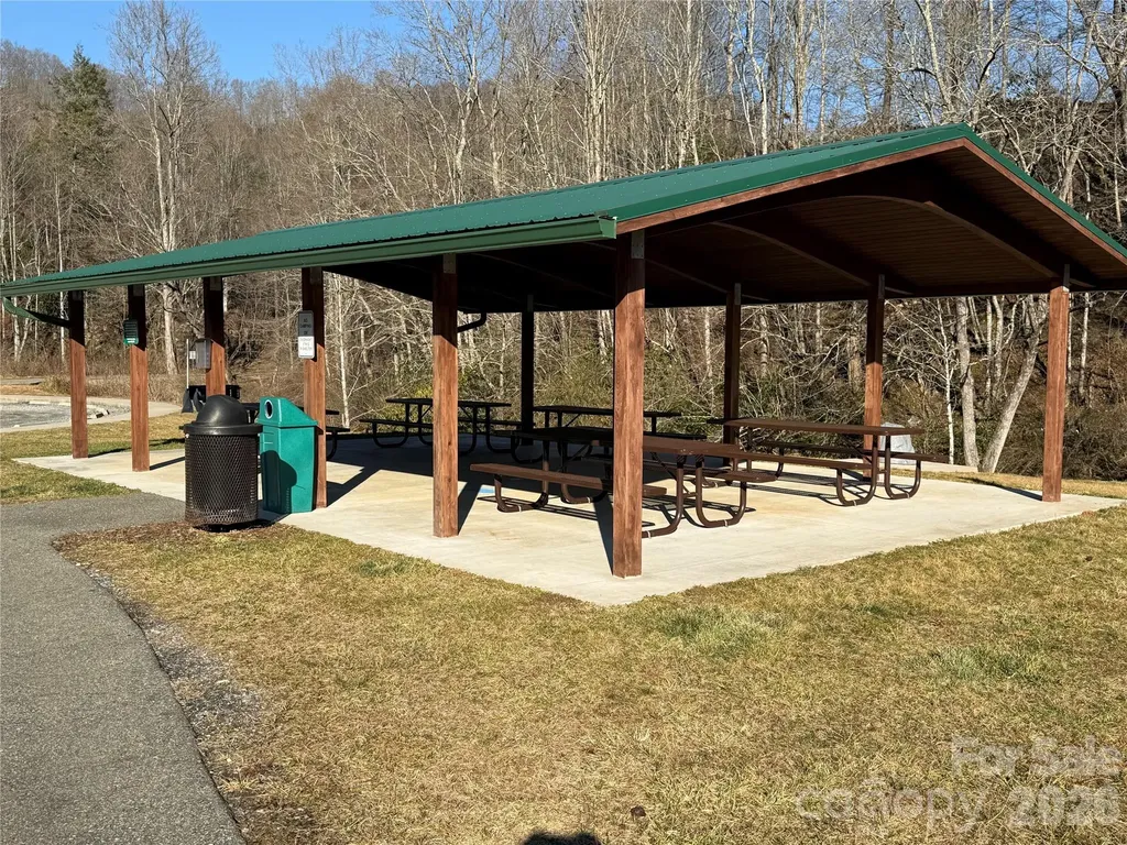52 Supooh Lane Sylva NC 28779