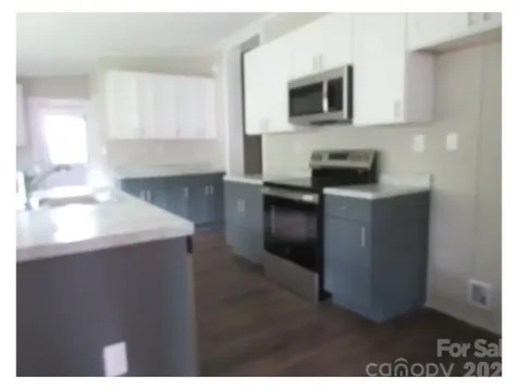 123 Josiah Lane Hendersonville NC 28792