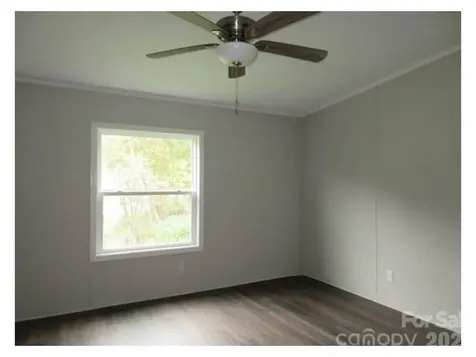 123 Josiah Lane Hendersonville NC 28792