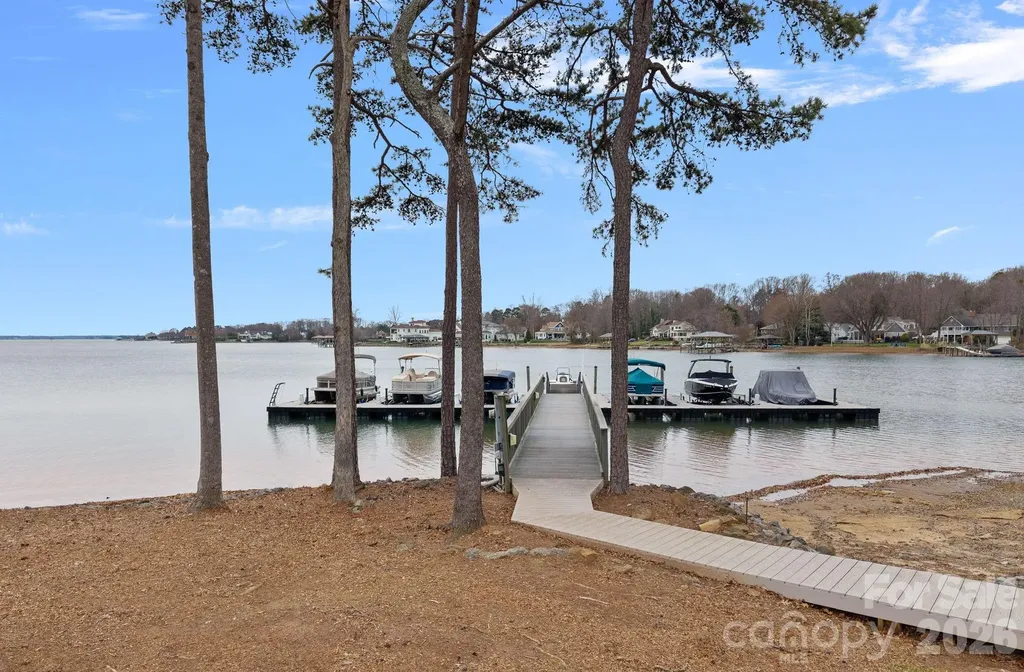 103 N Cove Key Lane Mooresville NC 28117