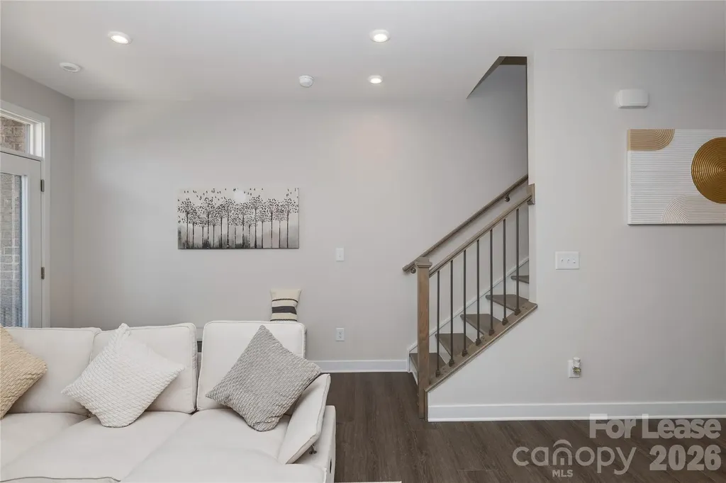 4820 Chastain Avenue Charlotte NC 28217