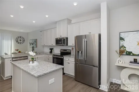 4820 Chastain Avenue Charlotte NC 28217