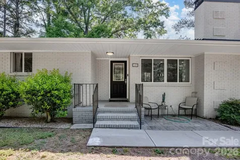 1405 Lakeview Drive Pineville NC 28134
