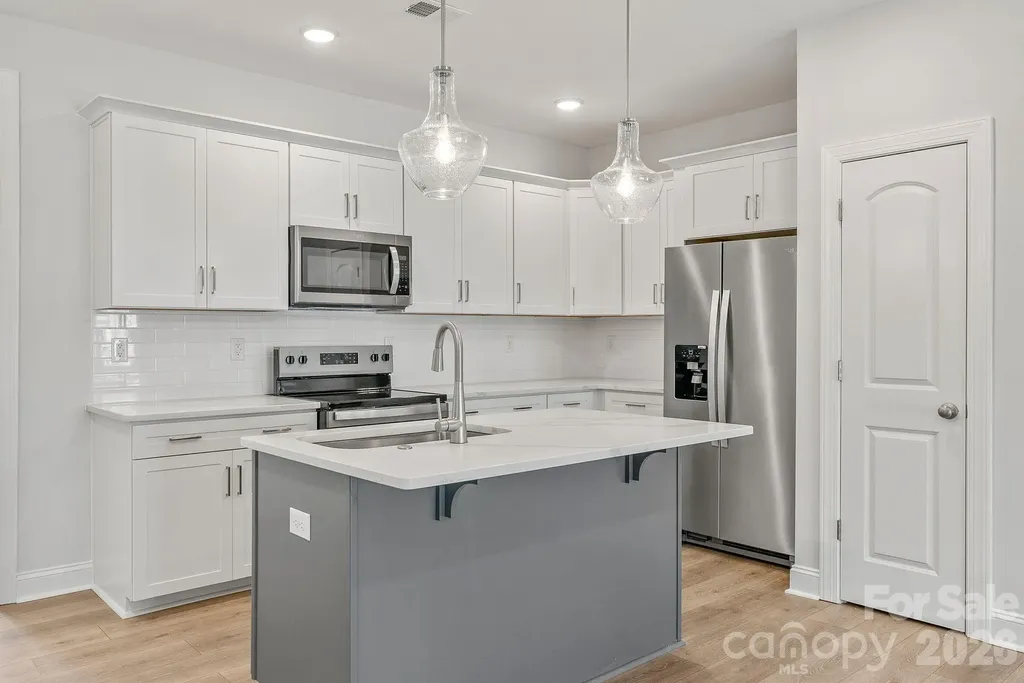 125 Cherry Springs Lane Asheville NC 28804