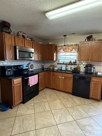 2026 Edenderry Drive Statesville NC 28625