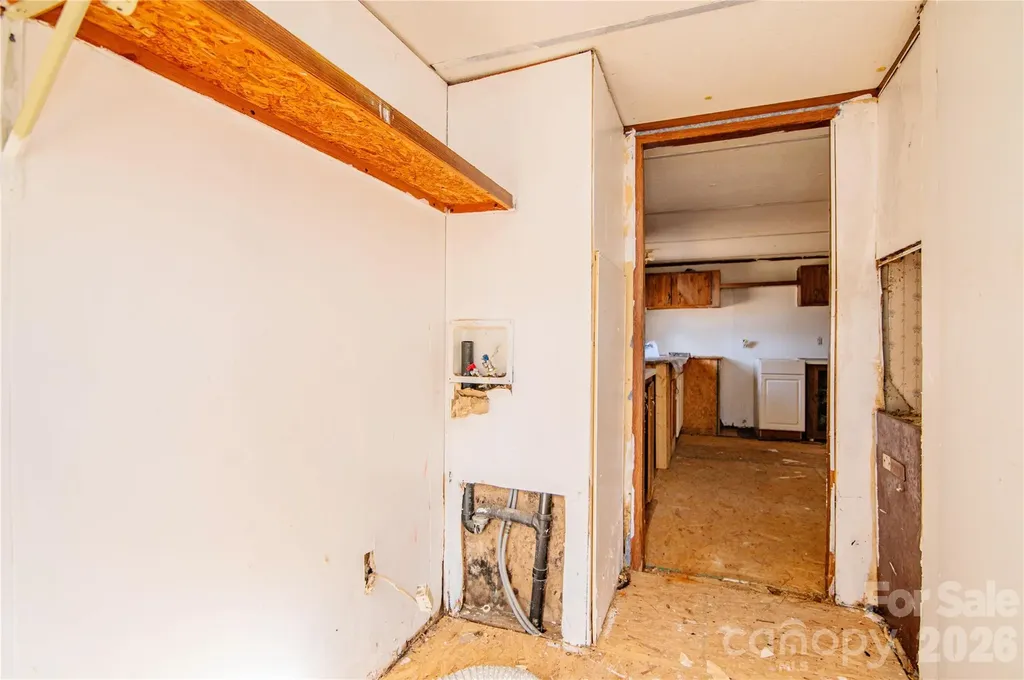 682 Grant Drive Roanoke Rapids NC 27870