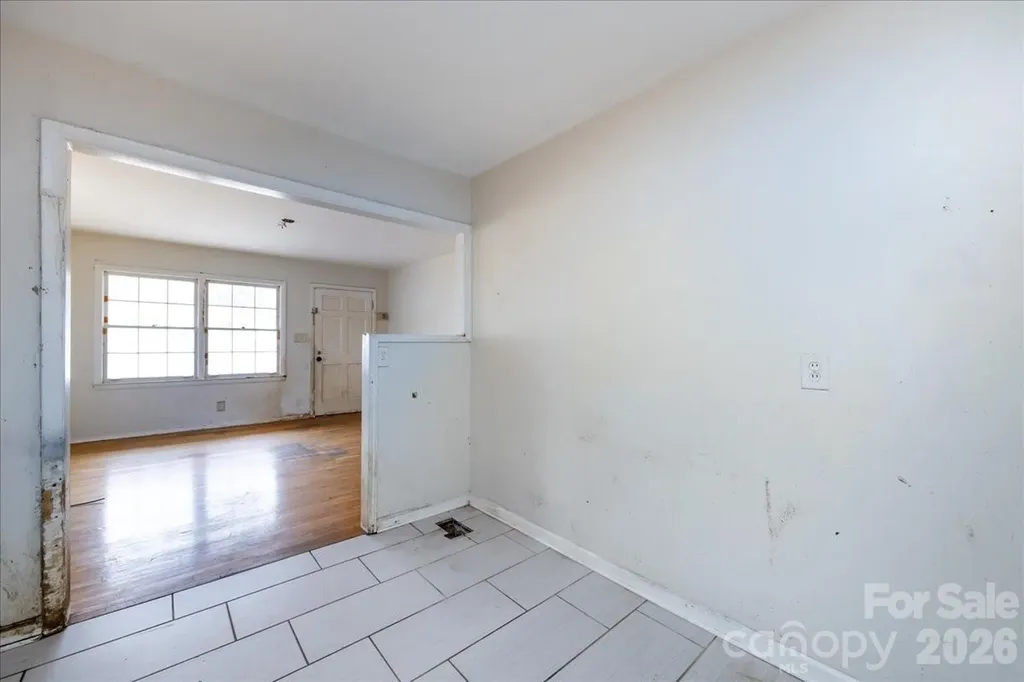 1628 Eastway Drive Charlotte NC 28205