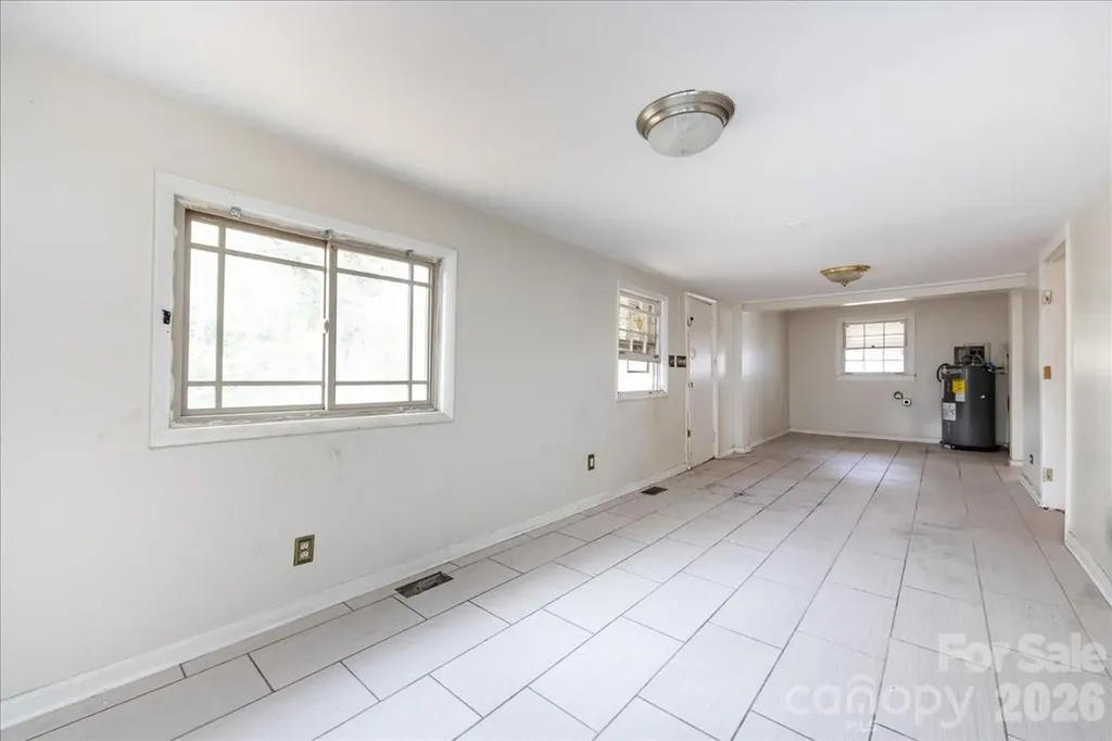 1628 Eastway Drive Charlotte NC 28205