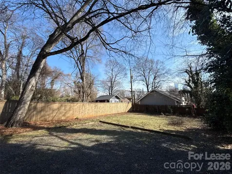 707 Grandin Road Charlotte NC 28208