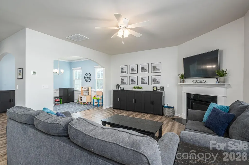 4630 Maiden Creek Way Maiden NC 28650