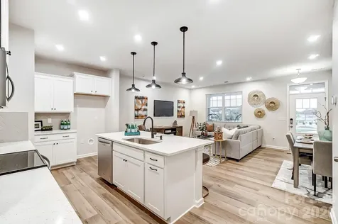 3826 Cheyney Park Drive Charlotte NC 28269