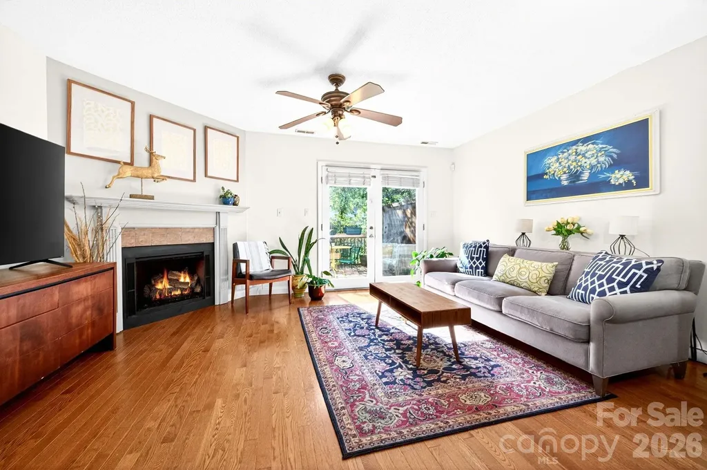 16 Spears Avenue Asheville NC 28801