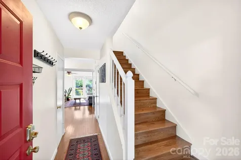 16 Spears Avenue Asheville NC 28801