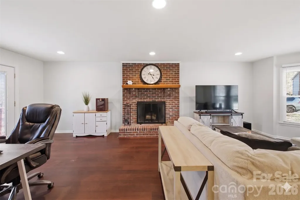 109 Elk Court Mount Holly NC 28120