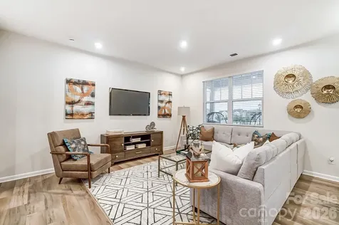 3835 Cheyney Park Drive Charlotte NC 28269