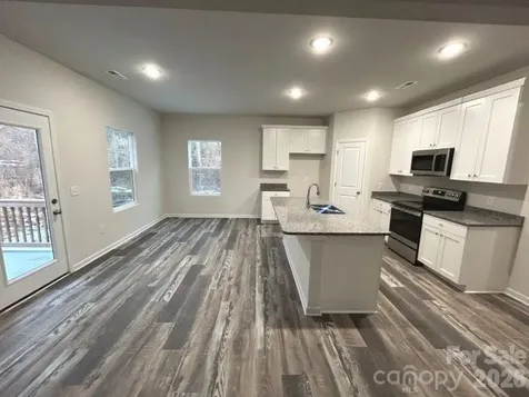 5155 Mark Drive NE Hickory NC 28601