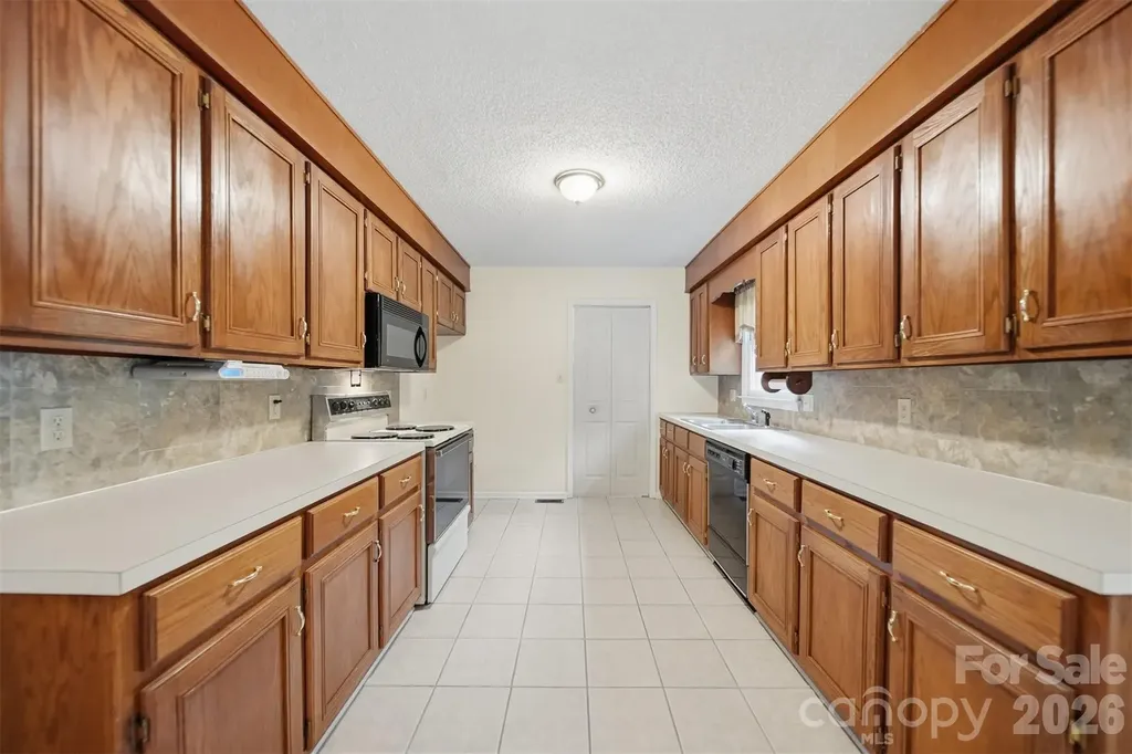 3882 Shadowood Drive Morganton NC 28655