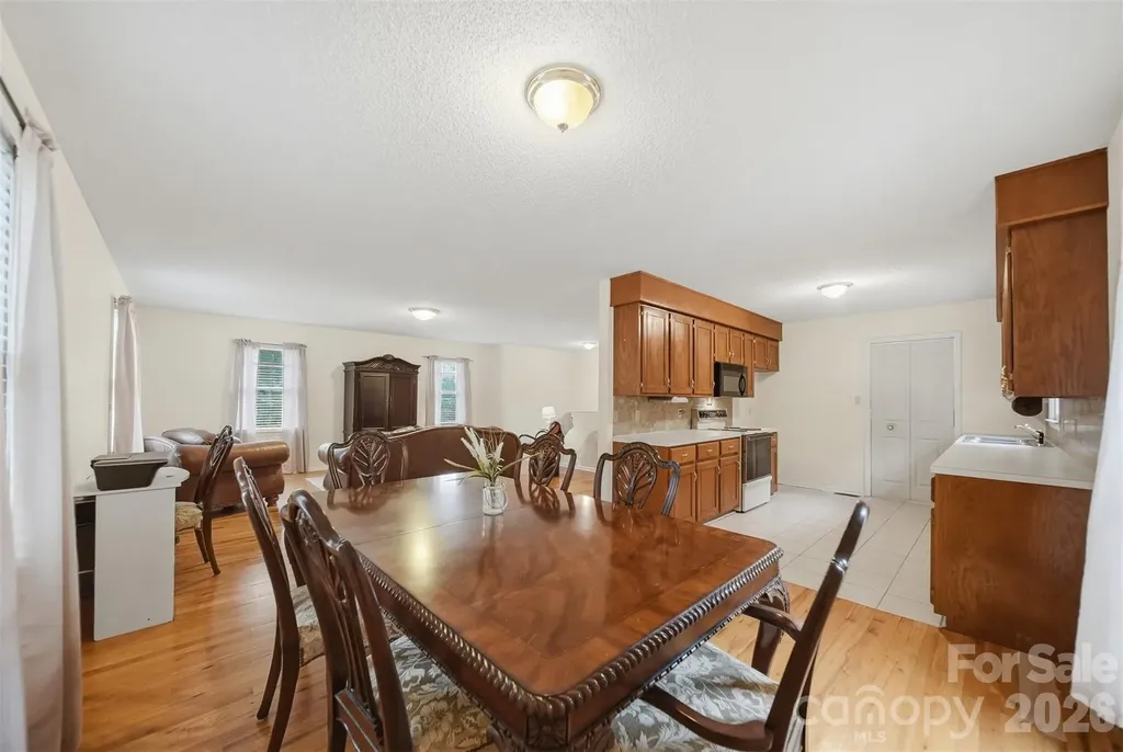 3882 Shadowood Drive Morganton NC 28655