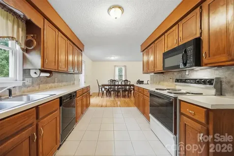 3882 Shadowood Drive Morganton NC 28655
