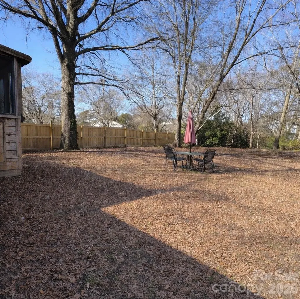 214 Oregon Street Charlotte NC 28208