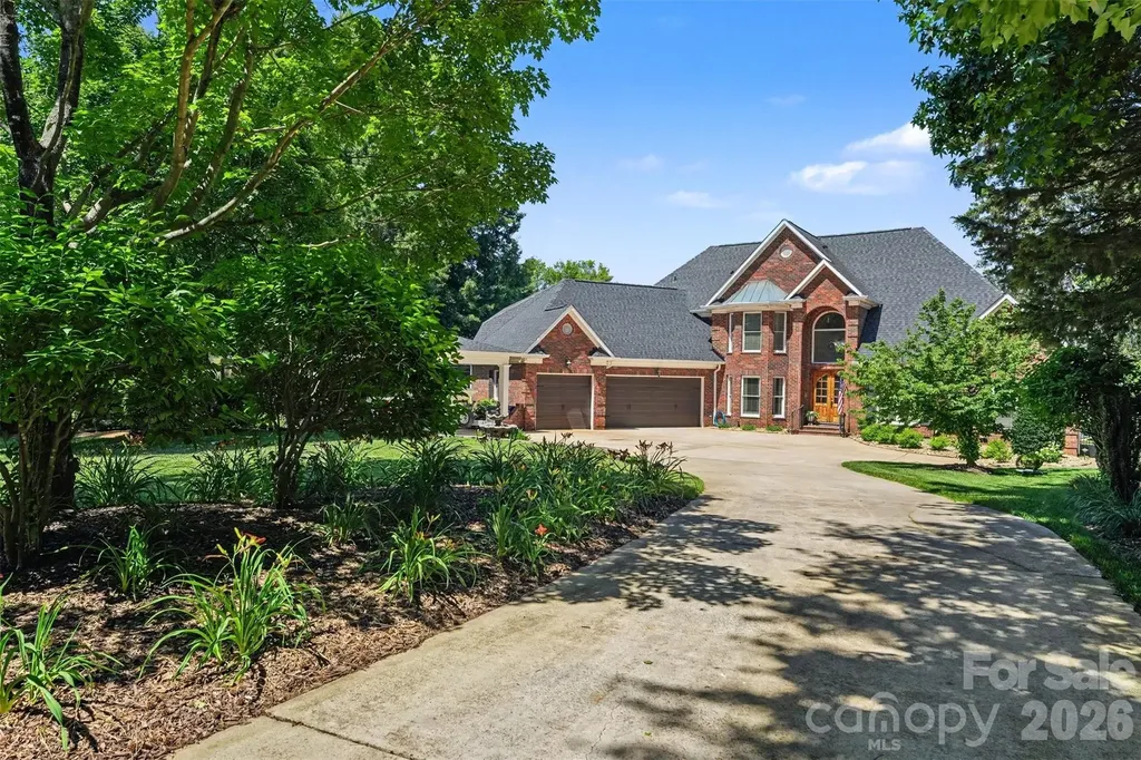 20410 Island Forest Drive Cornelius NC 28031