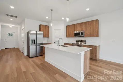 17 Bolton Street Asheville NC 28806