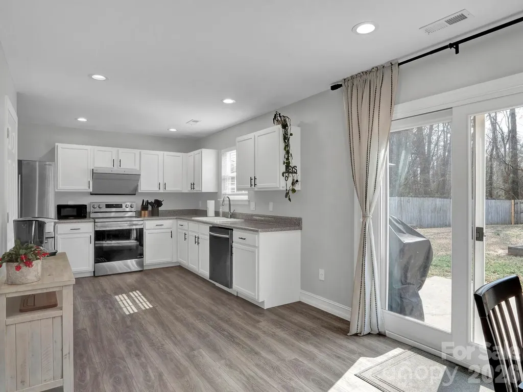 3807 Edgeview Drive Indian Trail NC 28079