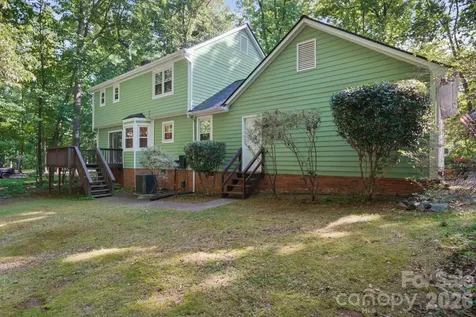 11421 Winners Circle Charlotte NC 28215