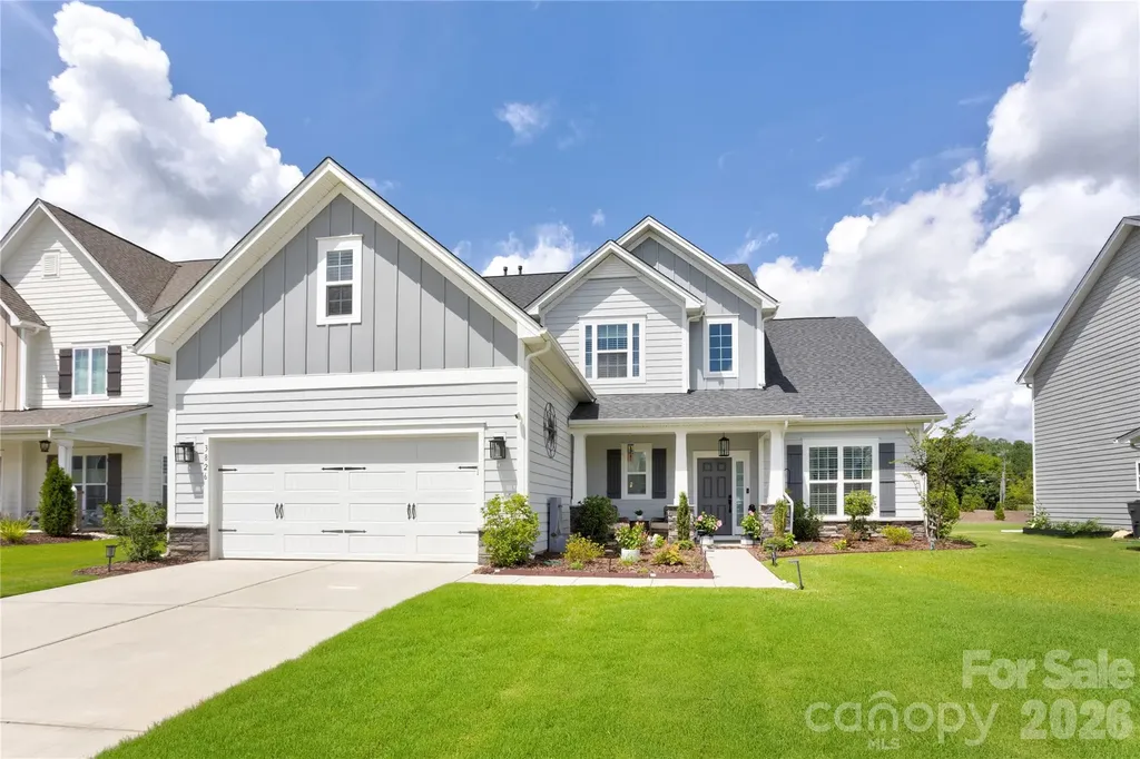 3826 Dahlia Drive Harrisburg NC 28075