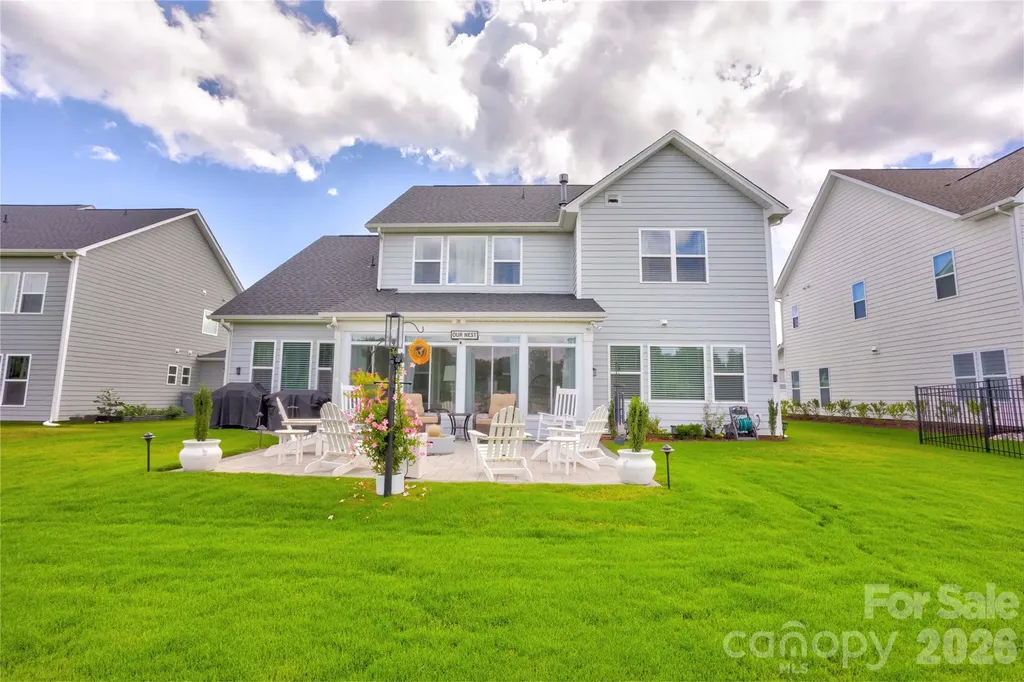 3826 Dahlia Drive Harrisburg NC 28075