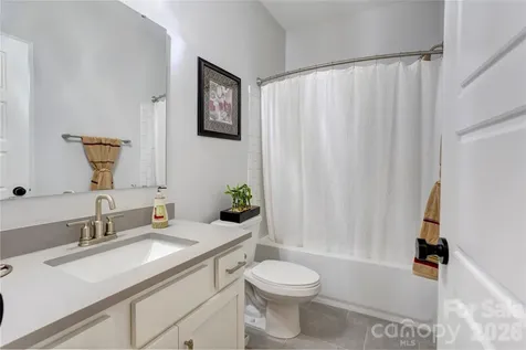 3826 Dahlia Drive Harrisburg NC 28075