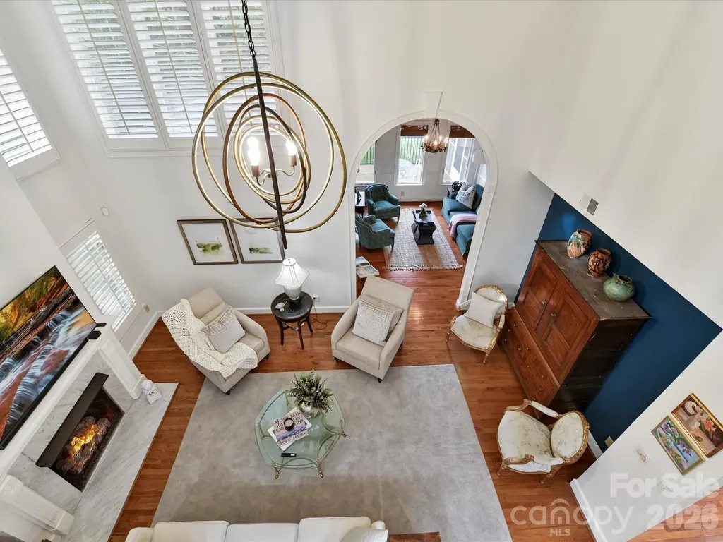 1847 Meadowood Lane Charlotte NC 28211